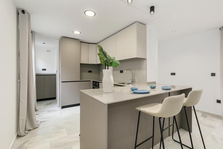 PONEMOS A LA VENTA ESTE ÁTICO DÚPLEX EN SAN LÁZARO photo 0