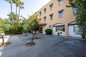 **Estudio en Venta en Apartahotel el Serrallo - Una Oportunidad Única** photo 0
