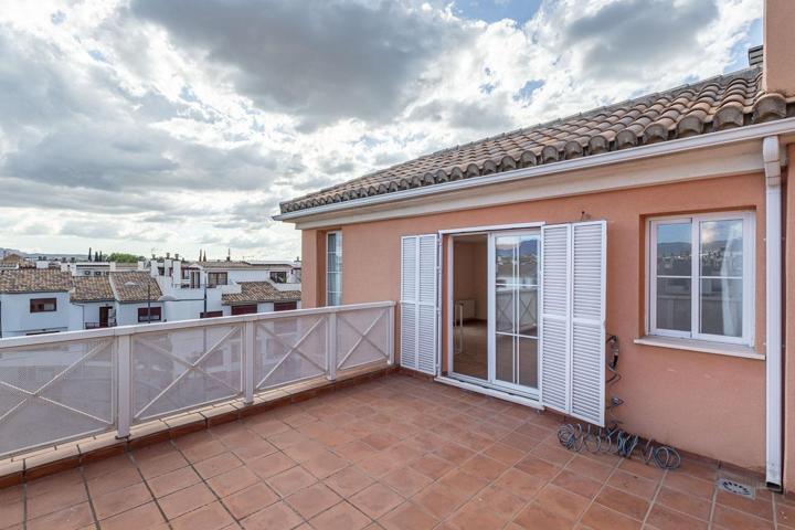 CASA EN ARMILLA, JUNTO AL NEVADA. photo 0