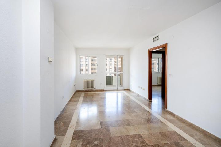 🏡 VENTA DE PISO EN PLAZA EINSTEIN – GRANADA 🎓 photo 0