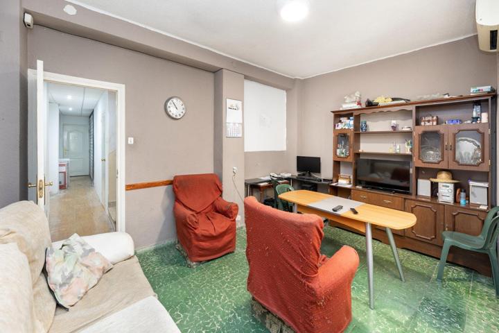 🏡 ¡Gran oportunidad en pleno centro de Armilla! 🏡 photo 0