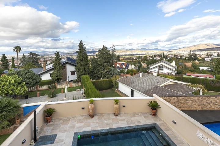 ¡VISTAS EXCEPCIONALES Y LUJO EN RESIDENCIAL PRIVADO! photo 0