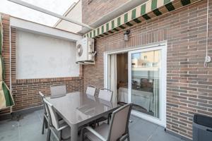 Estupendo piso Junto a Alhamar photo 0