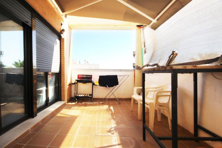 ÁTICO EN VENTA CON DOS PLAZAS DE GARAJE Y DOS CUARTOS TRASTEROS photo 0