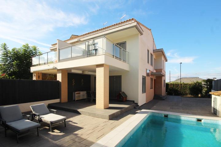 CHALET PAREADO EN VENTA EN EL VEDAT TORRENT photo 0