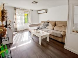 Piso en venta en Amposta, San Blas, Madrid photo 0