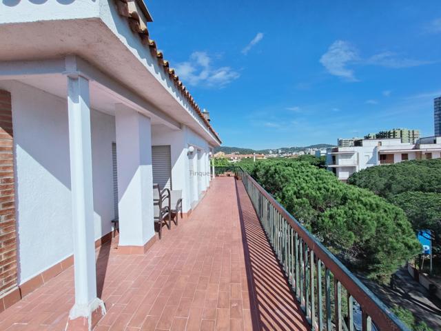 Piso En venta en Platja D´aro, Platja D´aro photo 0