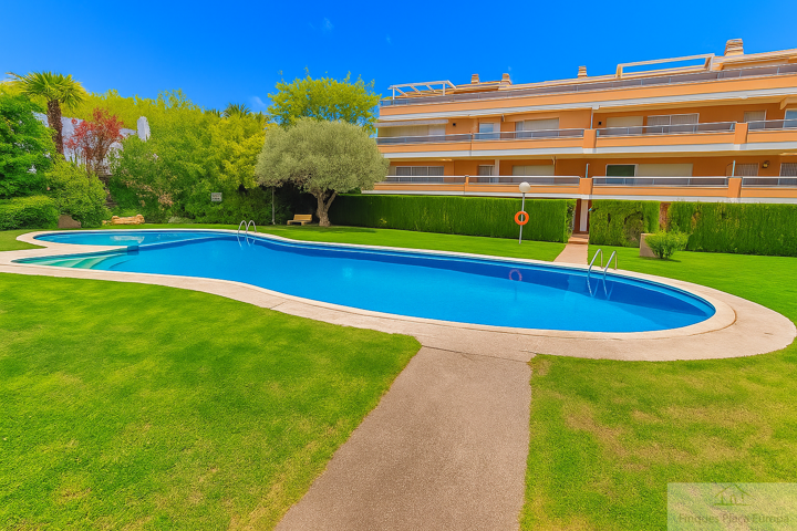 Piso En venta en Platja D´aro, Platja D´aro photo 0