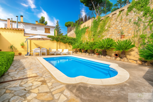Casa En venta en Platja D´aro, Platja D´aro photo 0