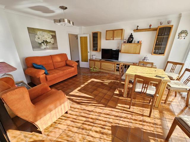 Piso En venta en Platja D´aro, Platja D´aro photo 0