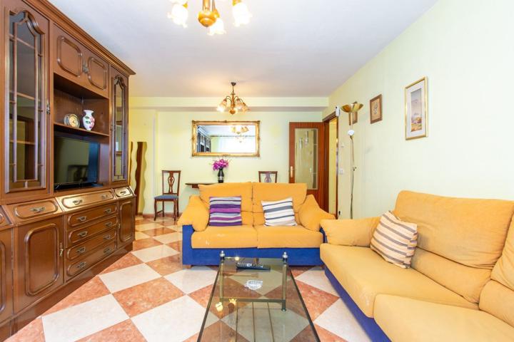 Piso En venta en Calle Egica, Latina, Madrid photo 0