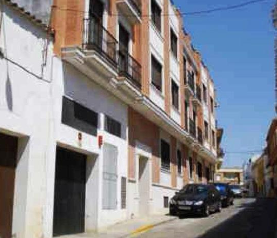 Garaje en venta en Villarrobledo. photo 0