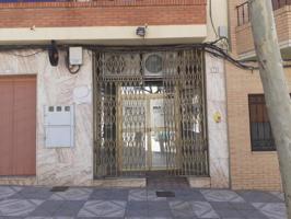 Local en venta zona Montealegre Del Castillo photo 0