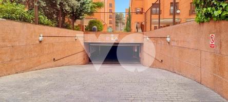 Plaza de garaje en venta, Rejas, San Blas, Madrid photo 0