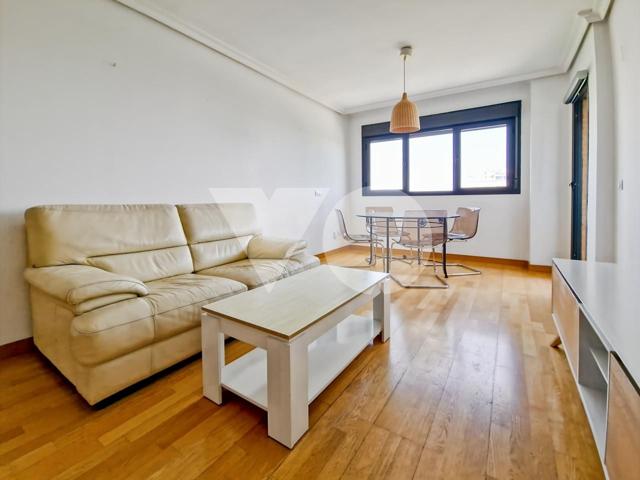 Venta piso en Rejas, San Blas, Madrid photo 0