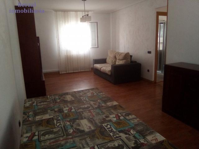 Piso de dos habitaciones y un baño zona plaza de el coso photo 0