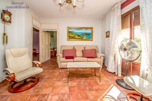 Fantástica Casa para entrar a vivir de 600 metros y 70 metros de Parcela en Alfaro La Rioja photo 0