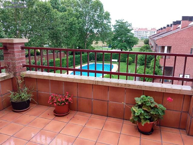Fantástica vivienda de 83 metros construidos muy luminosa en Logroño, Zona Montesoria photo 0