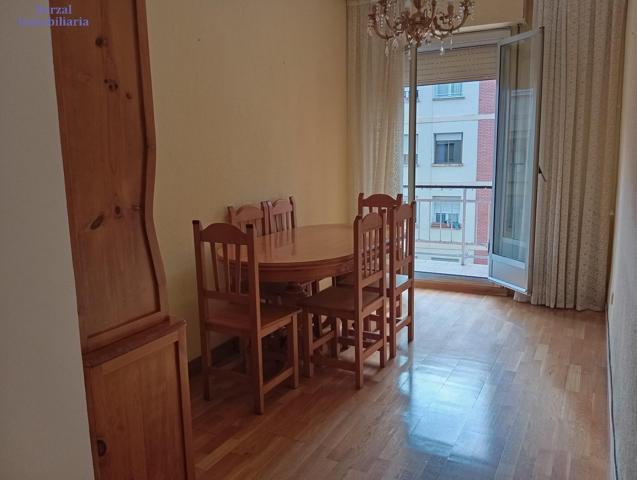 Piso en venta en Logroño - Zona Chile, ideal para entrar a vivir photo 0