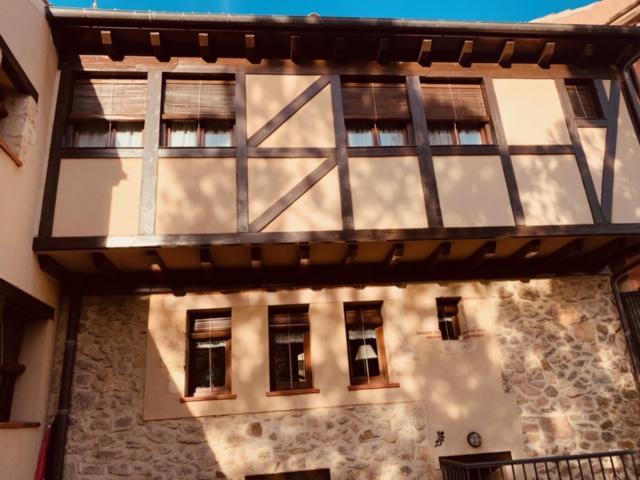 Casa - Chalet en venta en Segovia de 183 m2 photo 0