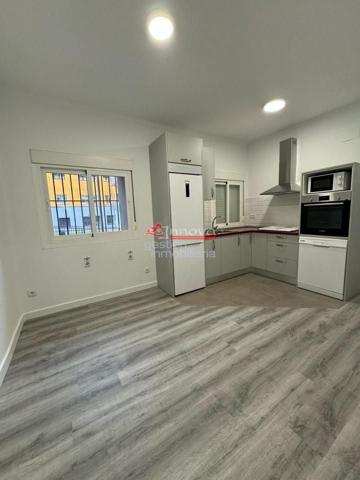 Piso en venta en Segovia de 82 m2 photo 0
