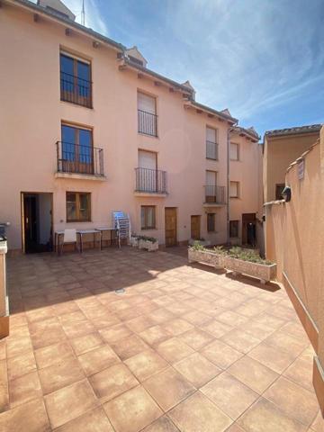 Habitación en alquiler en Segovia de 200 m2 photo 0