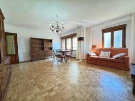 Piso en venta en Segovia de 125 m2 photo 0