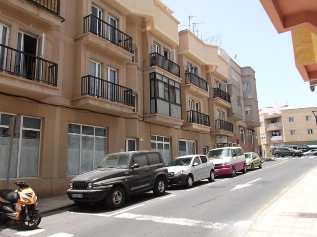 Piso En venta en Calle Falúa, 13, Corralejo, La Oliva photo 0