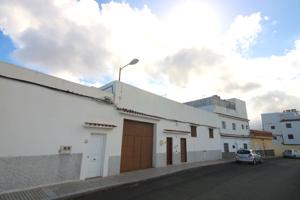 Unifamiliar Pareada En venta en Carretera Del Centro - Cono Sur, Las Palmas De Gran Canaria photo 0