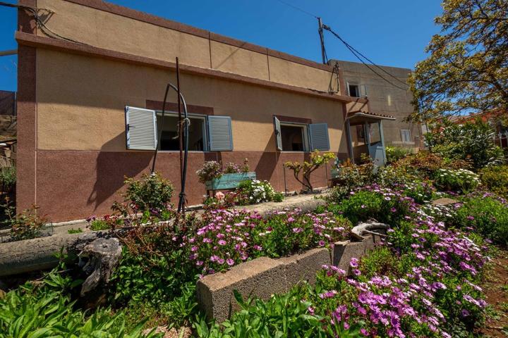 Casa En venta en Calle Galas, 64, Vega De San Mateo photo 0