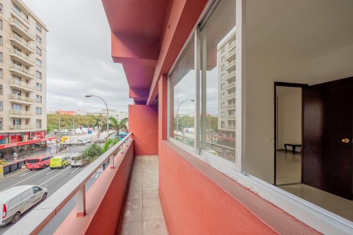 Piso En venta en Avenida Rafael Cabrera, 26, Vegueta - Triana, Las Palmas De Gran Canaria photo 0