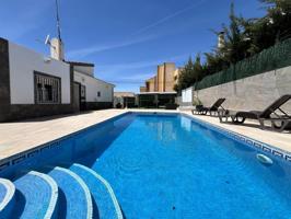 Chalet en Los Balcones photo 0