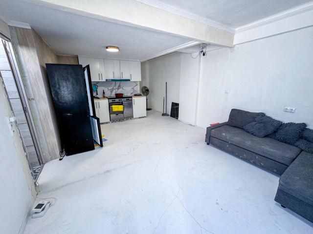 Ático en venta en Avenida de Alicante 1, Rojales – 95 m² con balcón y muchas posibilidades photo 0
