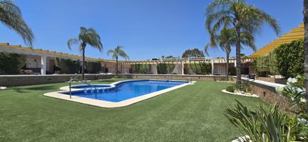 Casa pareada en Mil Palmeras photo 0