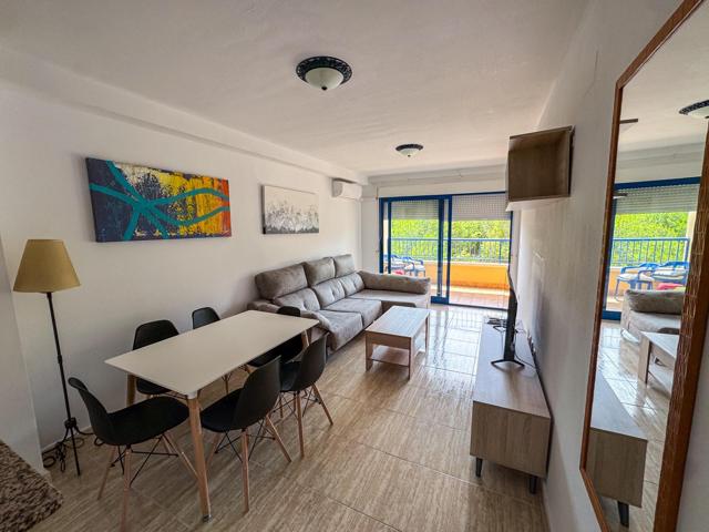 Piso de Oportunidad en Altos de Campoamor, Orihuela Costa photo 0