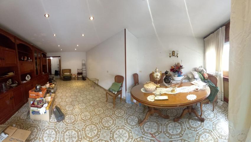 Piso céntrico en venta en la Seu d'Urgell. photo 0