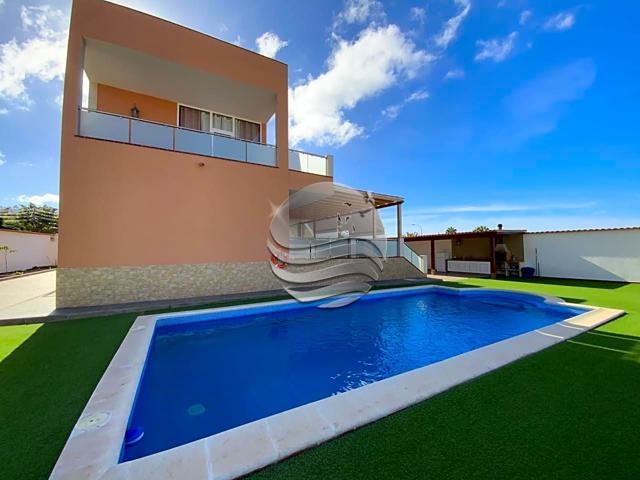 EXTRAORDINARIA VILLA INDEPENDIENTE CON VISTAS✨ photo 0