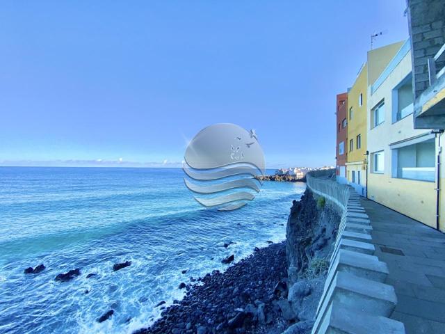 ¡Vive la experiencia costera en este encantador dúplex con SUNNY HOME! photo 0