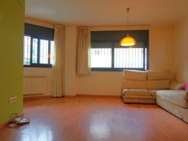 Piso En venta en Tordera photo 0