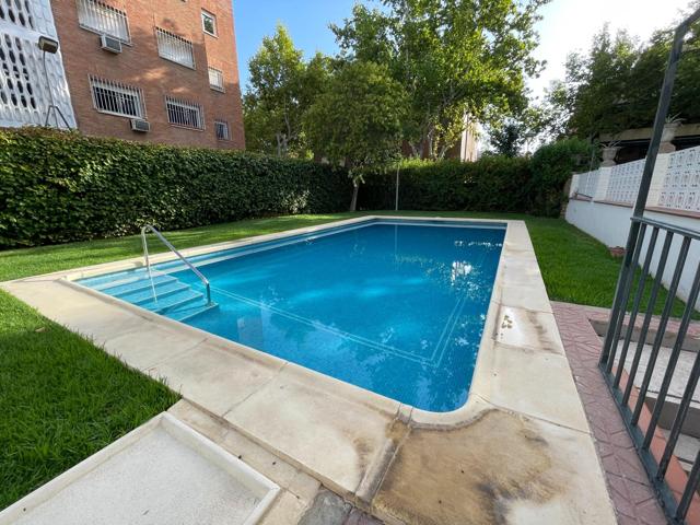 GRAN VIVIENDA EN LA ZONA DEL BRILLANTE, COCHERA, TRASTERO, PISCINA!!!! photo 0