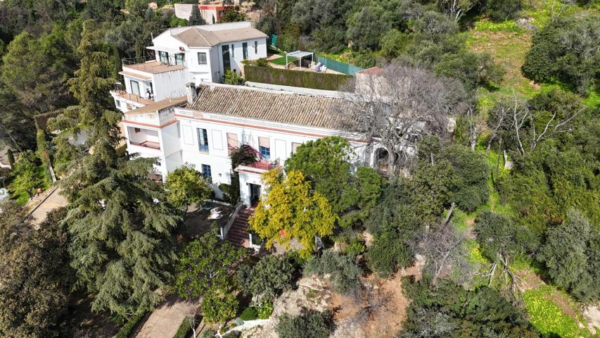 UN GRAN CHALET CON LAS MEJORES VISTAS Y LA MEJOR UBICACIÓN photo 0