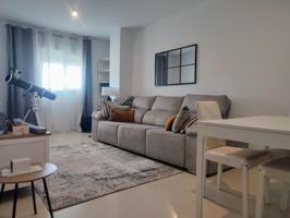 ESTUPENDA VIVIENDA EN AV. AEROPUERTO, ZONA QUIRÓN, VPO, TRES DORMITORIOS, COCHERA, TRASTERO!!!!! photo 0