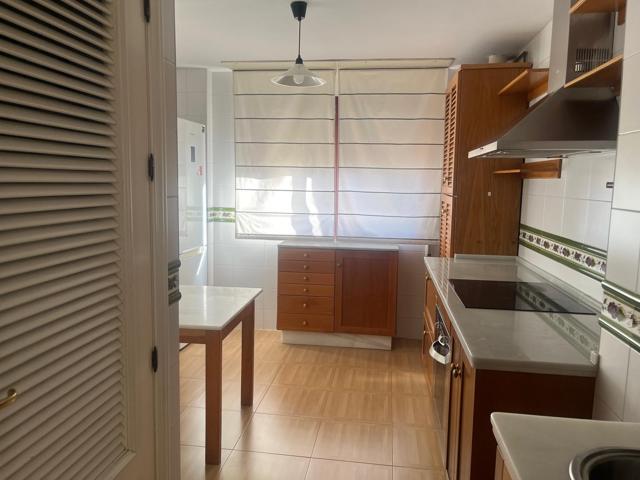 Piso en alquiler en Av. Ollerias sin amueblar photo 0