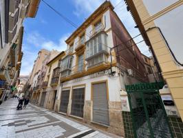 ESTUPENDO EDIFICIO EMBREMATICO EN LORCA photo 0