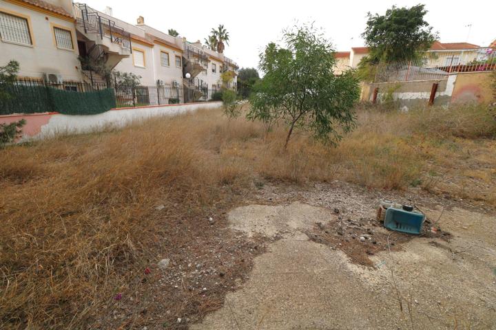 Terreno Urbanizable En venta en Comunidad Valenciana, Algorfa photo 0