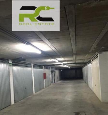 SE VENDE PLAZA DE GARAJE CERRADO AVENIDA PARIS, TORREVIEJA photo 0