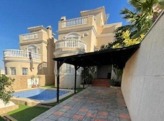 Casa En venta en Los Altos, Torrevieja photo 0