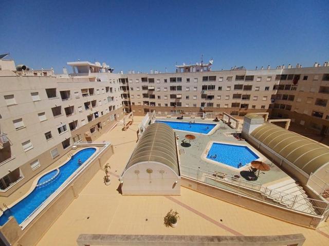  Ático En venta en Playa De Los Locos, Torrevieja photo 0