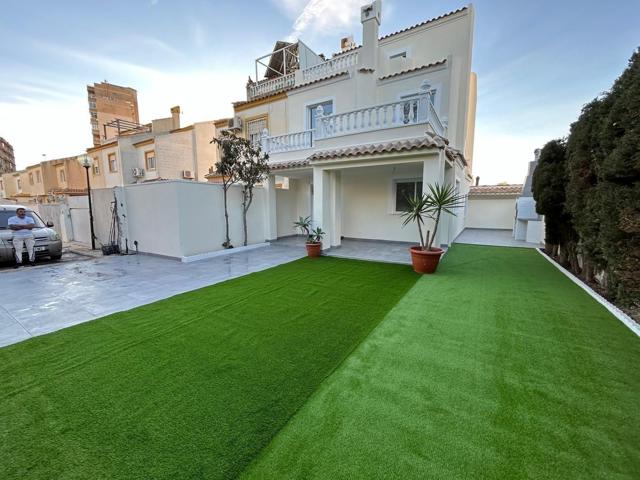 Casa En venta en Aguas Nuevas, Torrevieja photo 0