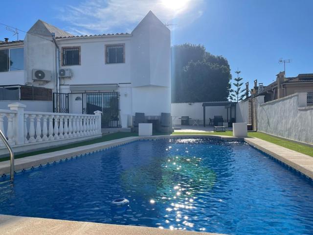 Casa En venta en Los Balcones - Los Altos Del Edén, Torrevieja photo 0